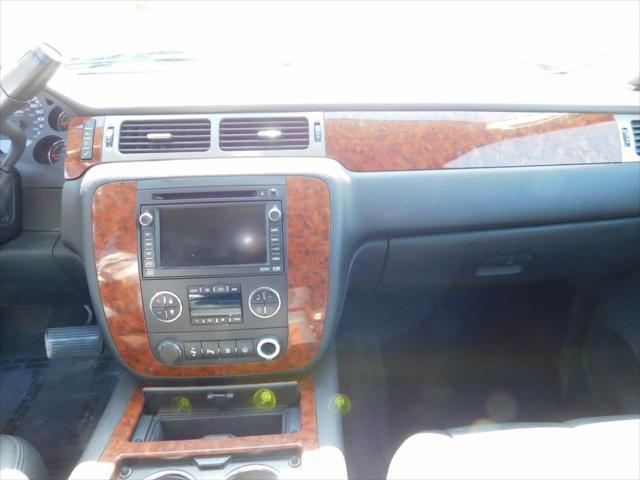 used 2008 Chevrolet Suburban car, priced at $13,988