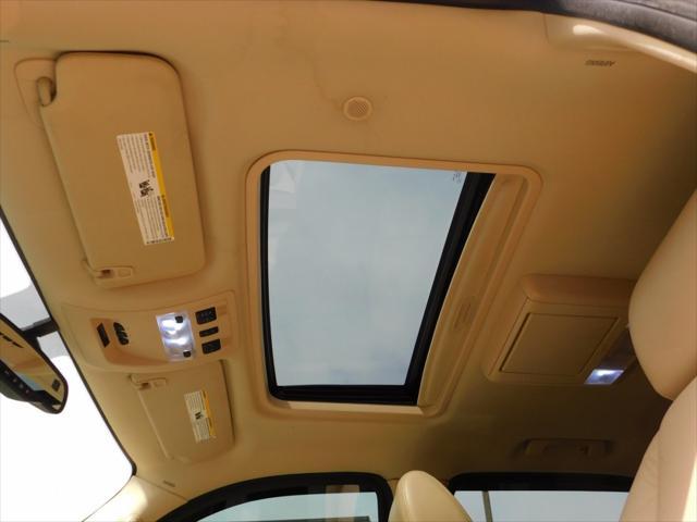 used 2007 Cadillac Escalade car, priced at $14,988
