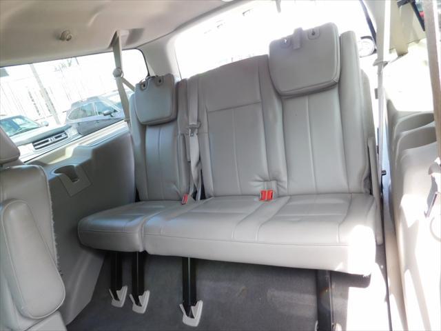 used 2008 Ford Expedition EL car, priced at $9,788