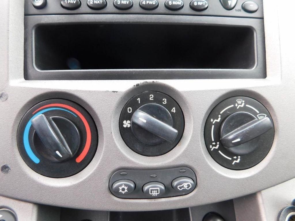 used 2005 Saturn Vue car, priced at $5,388