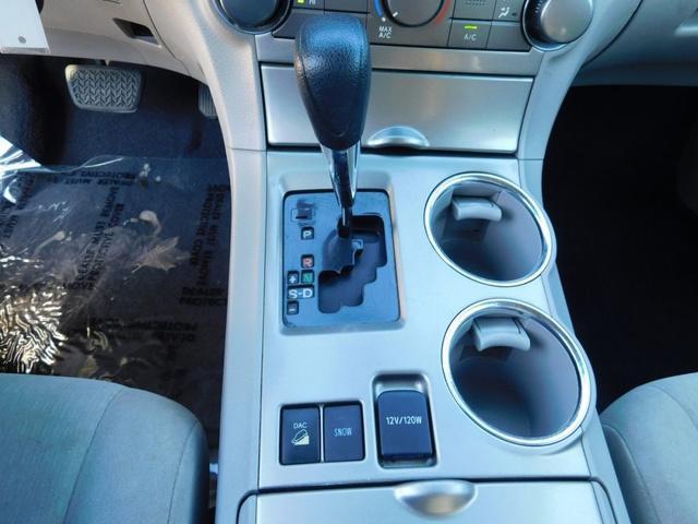 used 2012 Toyota Highlander car, priced at $13,988