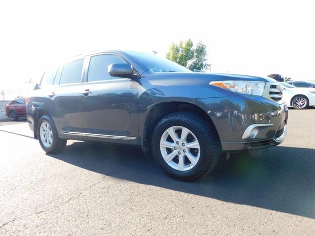 used 2012 Toyota Highlander car, priced at $13,988