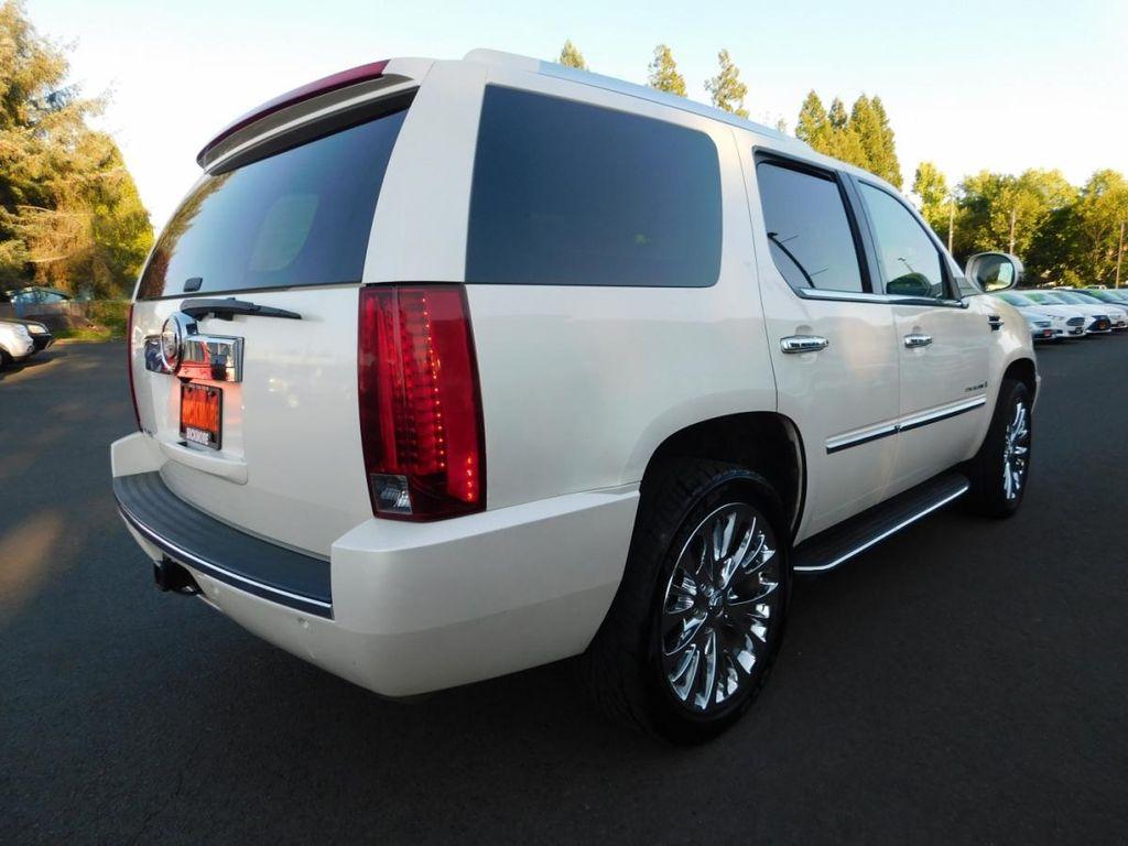 used 2007 Cadillac Escalade car, priced at $13,288