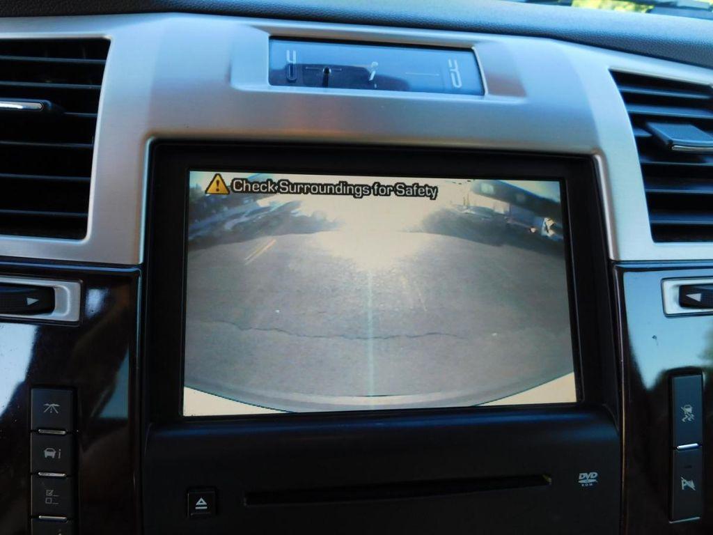 used 2007 Cadillac Escalade car, priced at $13,288