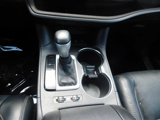 used 2014 Toyota Highlander car