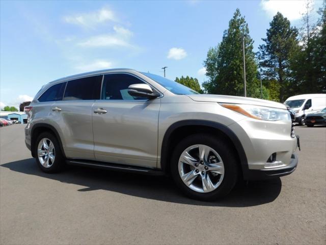 used 2014 Toyota Highlander car, priced at $16,988