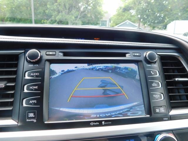 used 2014 Toyota Highlander car