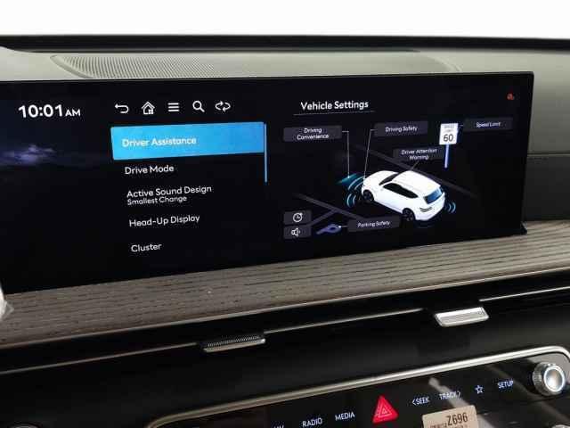 new 2025 Genesis GV80 car, priced at $73,004