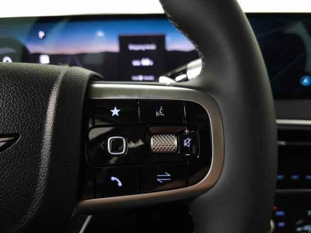 new 2026 Genesis GV70 car