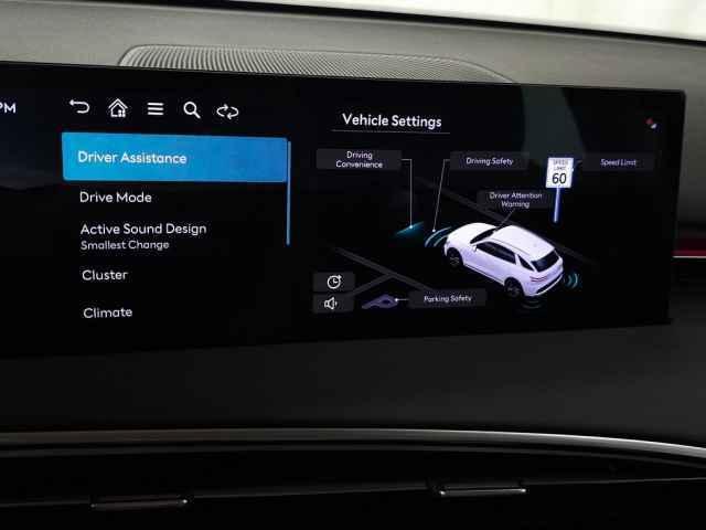 new 2026 Genesis GV70 car