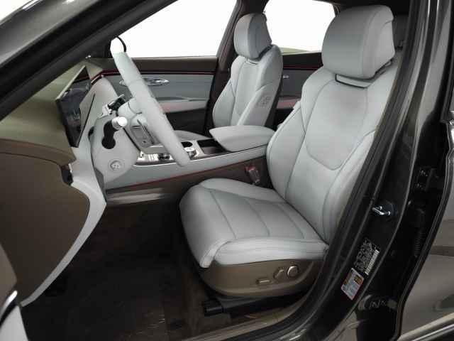 new 2026 Genesis GV70 car
