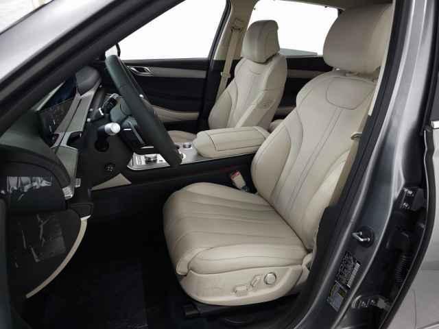 new 2025 Genesis GV80 car, priced at $69,370