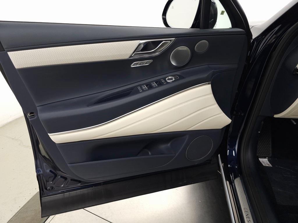 new 2026 Genesis GV80 car