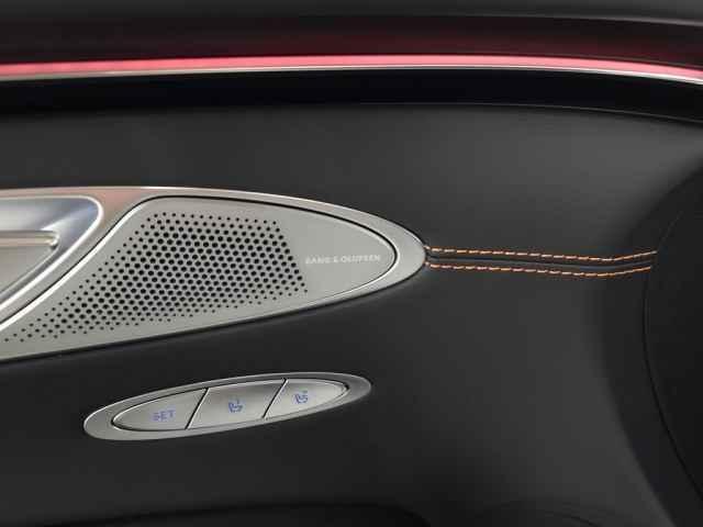 new 2026 Genesis GV70 car