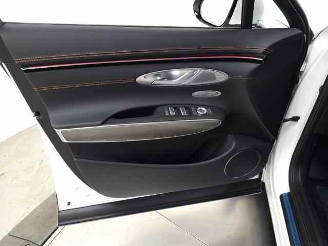 new 2026 Genesis GV70 car
