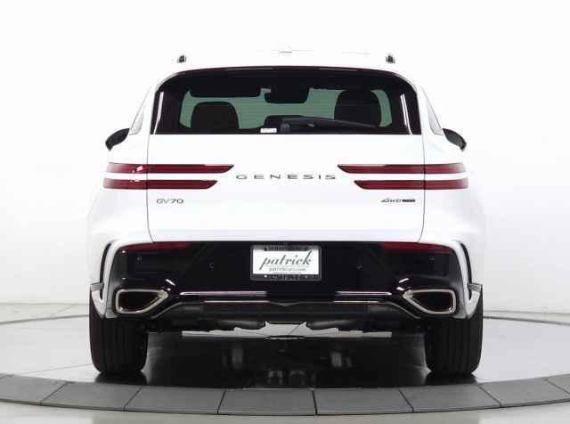 new 2026 Genesis GV70 car
