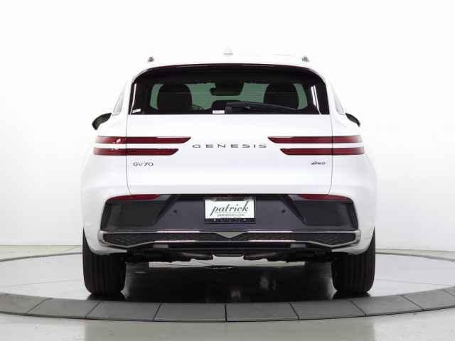 new 2026 Genesis GV70 car