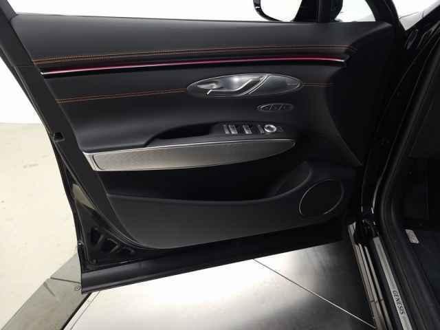 new 2026 Genesis GV70 car