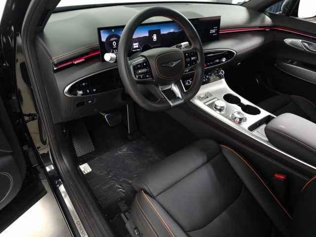 new 2026 Genesis GV70 car