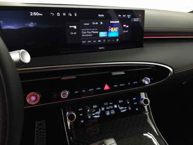 new 2026 Genesis GV70 car