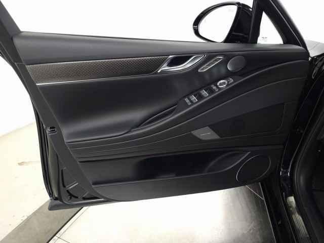 new 2026 Genesis G80 car