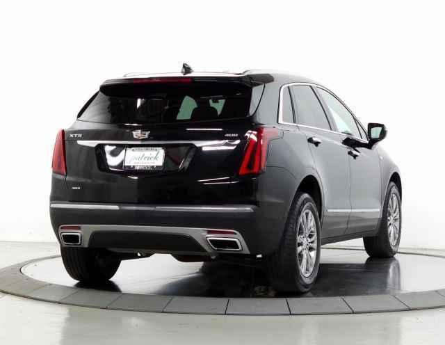 used 2021 Cadillac XT5 car, priced at $27,888