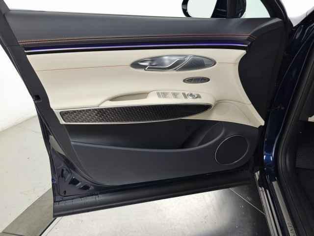 new 2026 Genesis GV70 car