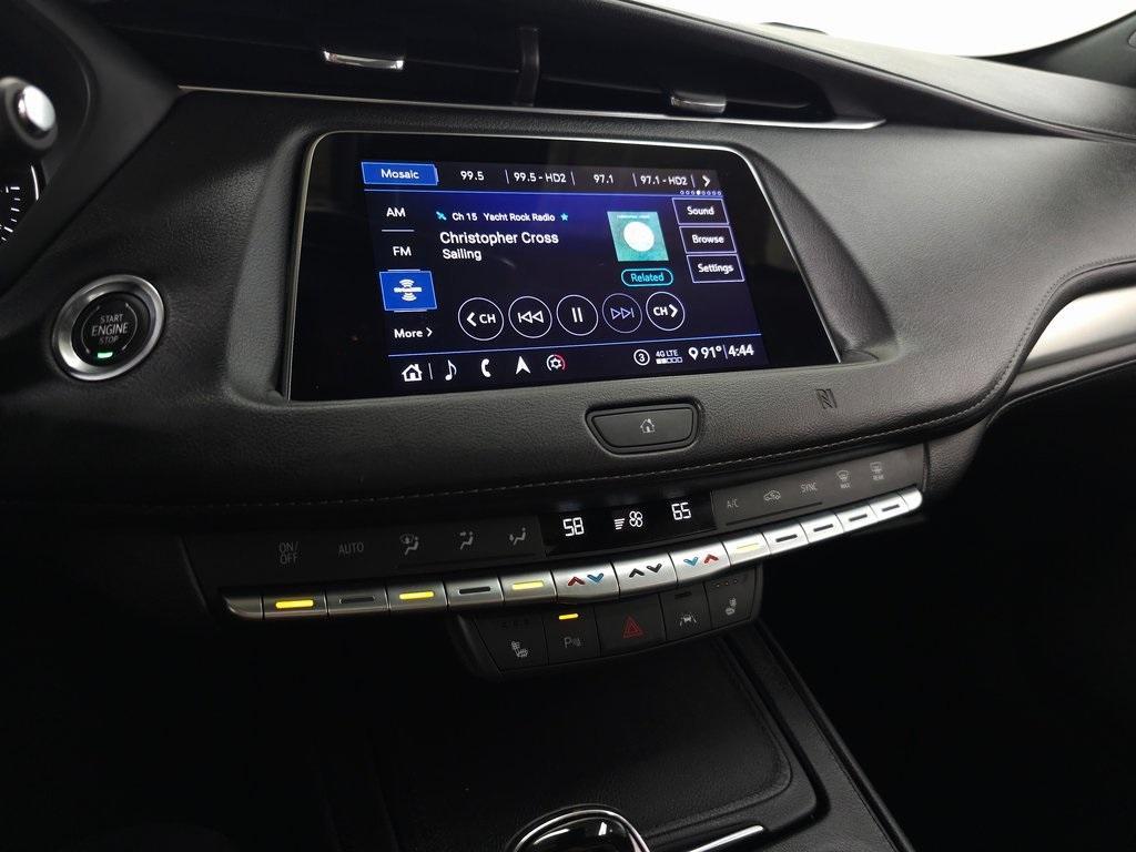 used 2020 Cadillac XT4 car, priced at $25,900