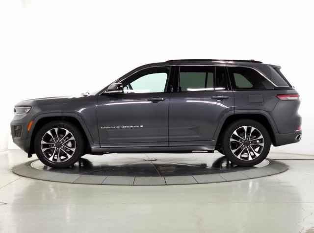 used 2024 Jeep Grand Cherokee car, priced at $48,976
