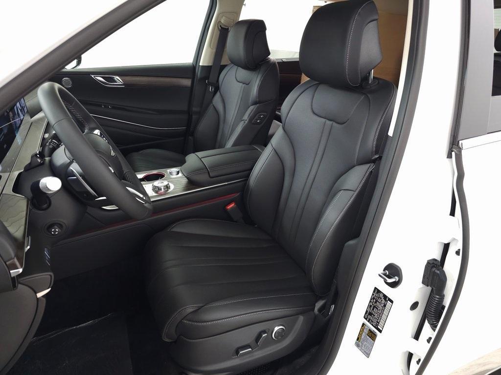 new 2025 Genesis GV80 car, priced at $65,025