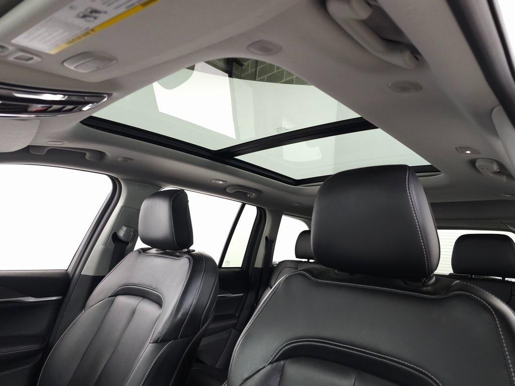 used 2022 Jeep Grand Cherokee car, priced at $32,670