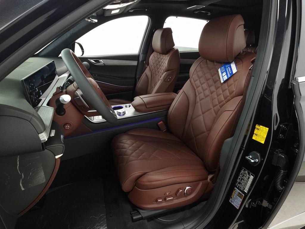 new 2025 Genesis GV80 car, priced at $82,770
