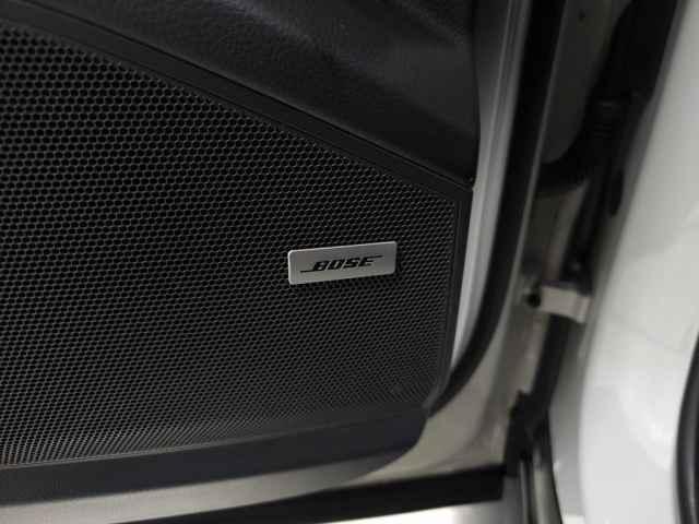 used 2022 Porsche Cayenne car, priced at $60,650