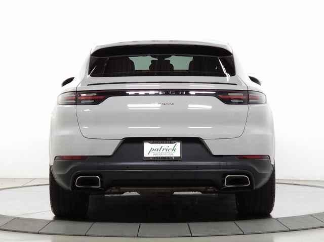 used 2022 Porsche Cayenne car, priced at $60,650
