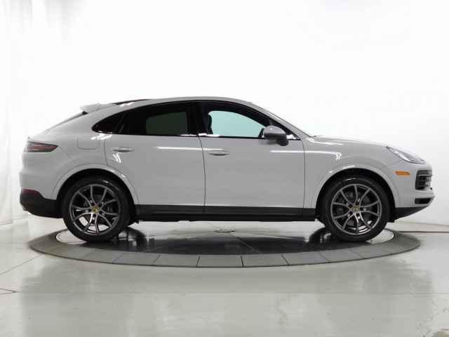 used 2022 Porsche Cayenne car, priced at $60,650