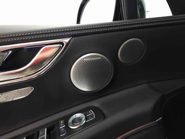 new 2025 Genesis GV80 car, priced at $68,975