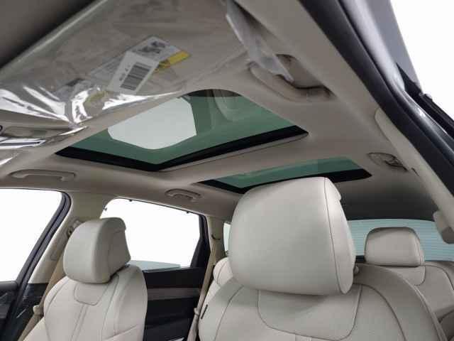 new 2025 Genesis GV80 car, priced at $68,989