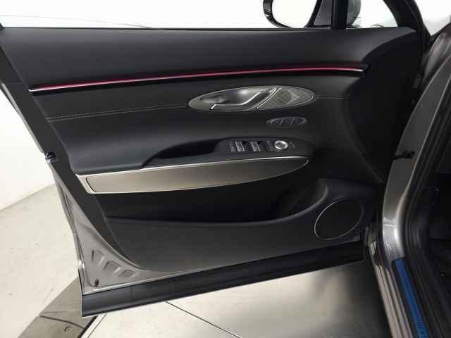 new 2026 Genesis GV70 car