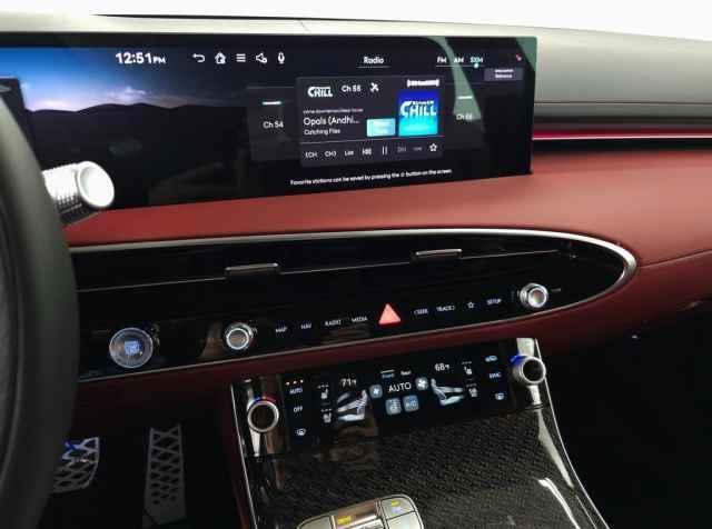 new 2026 Genesis GV70 car
