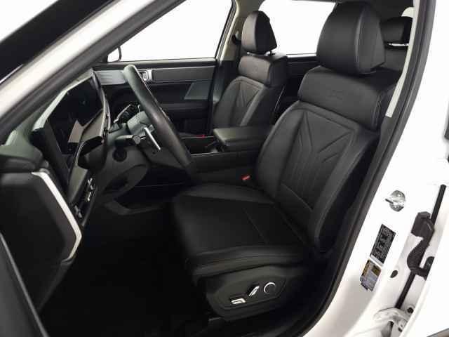 used 2025 Hyundai Santa Fe car, priced at $37,960