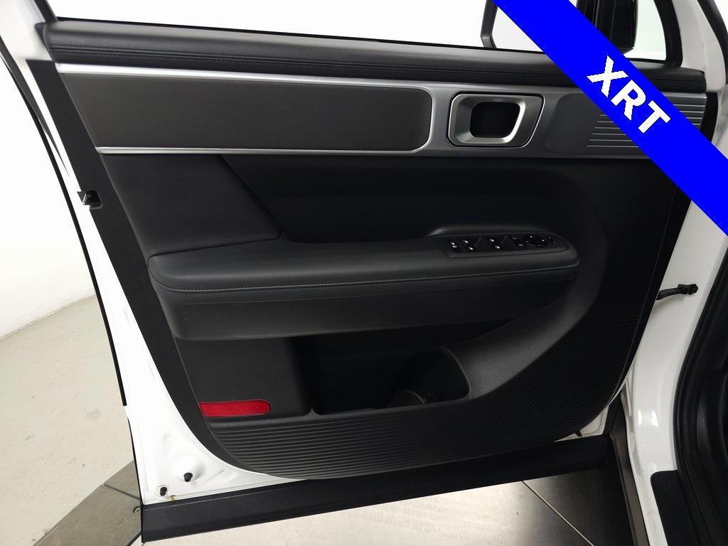 used 2025 Hyundai Santa Fe car, priced at $33,990