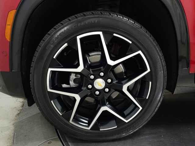 used 2025 Chevrolet Traverse car, priced at $55,790