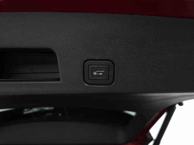 used 2025 Chevrolet Traverse car, priced at $55,790
