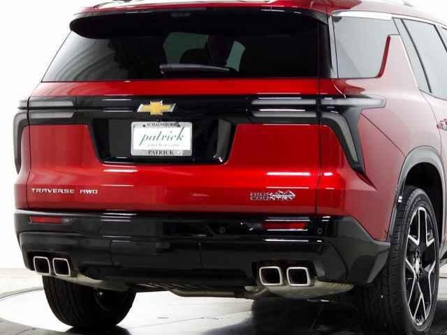 used 2025 Chevrolet Traverse car, priced at $55,790