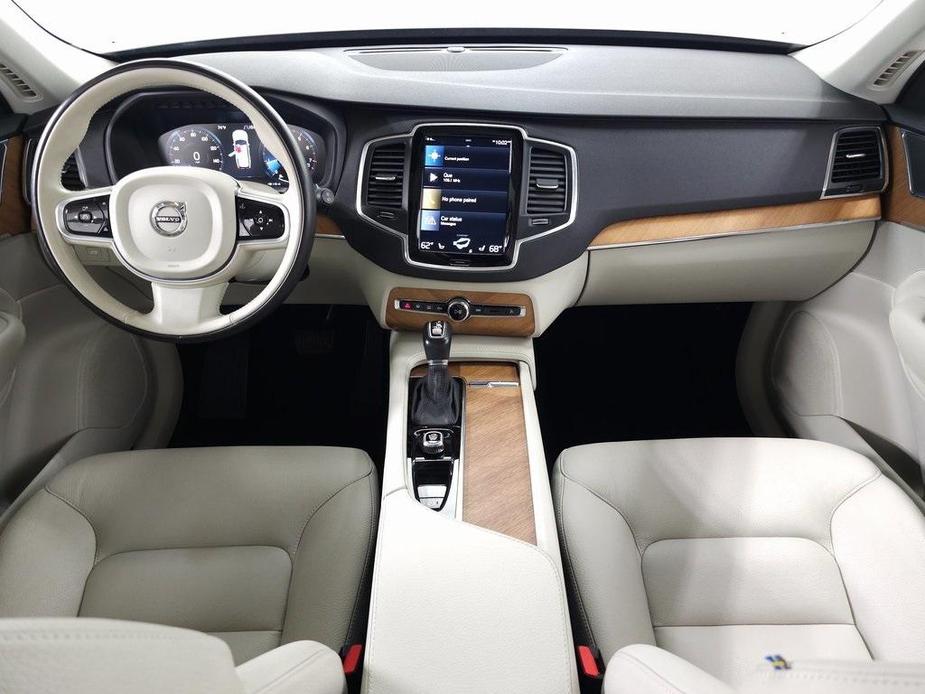 used 2022 Volvo XC90 car, priced at $39,876