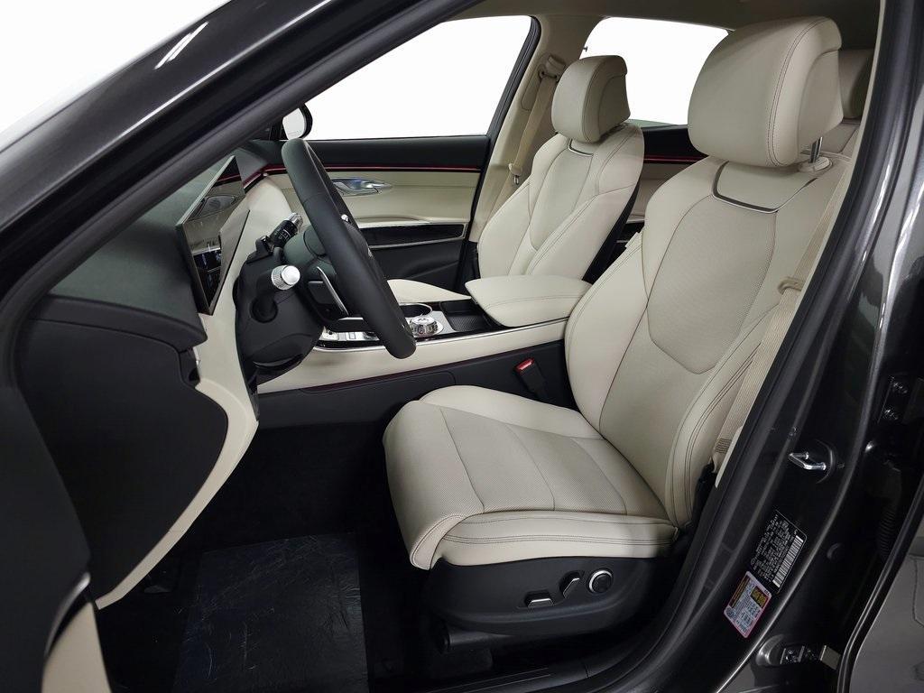 new 2026 Genesis GV70 car