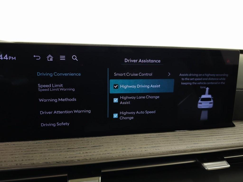 new 2025 Genesis GV80 car, priced at $69,370