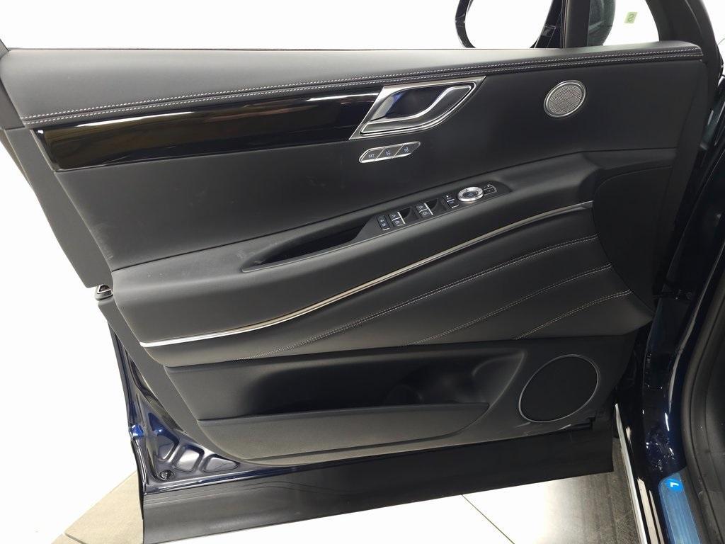 new 2026 Genesis GV80 car