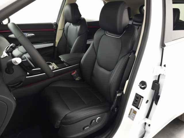 new 2026 Genesis GV70 car