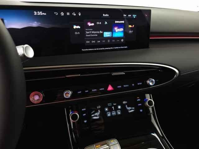 new 2026 Genesis GV70 car